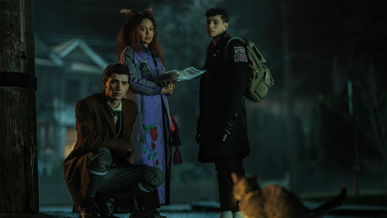 DEAD BOY DETECTIVES SEASON 1 ENGLISH  REVIEW: 2 GHOSTS IS ON INVESTIGATION